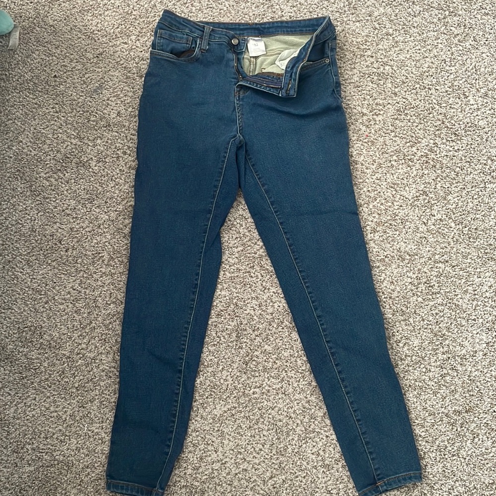 Super stretchy jeggings